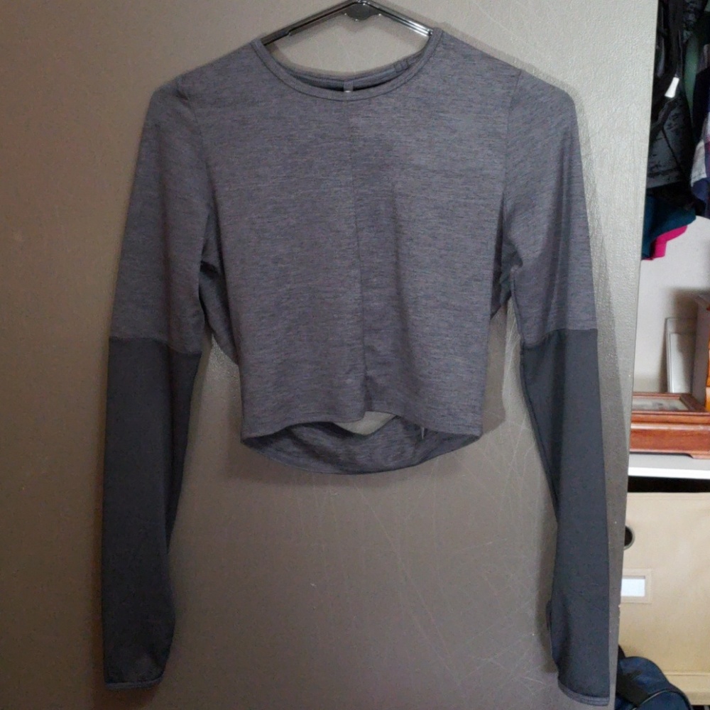 Nikki b x gymshark crop top black marl xs